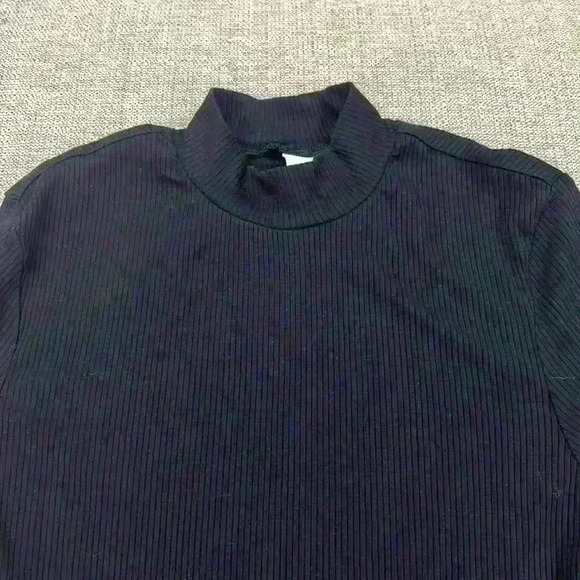 NWT H&M Ribbed Turtleneck - Picture 2 of 5